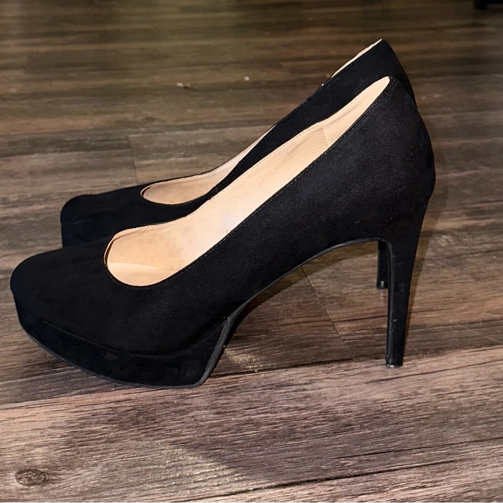 Chinese Laundry Black Suede Platform Pumps size 10 - Picture 8 of 9
